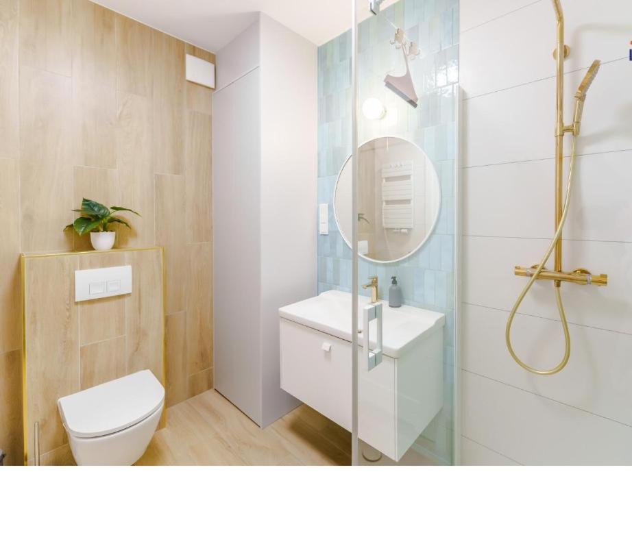 Kolobrzeg Apartamenty Polanki Aqua Z Bezplatnym Basenem, Bawialnia, Parkingiem I Fitness エクステリア 写真