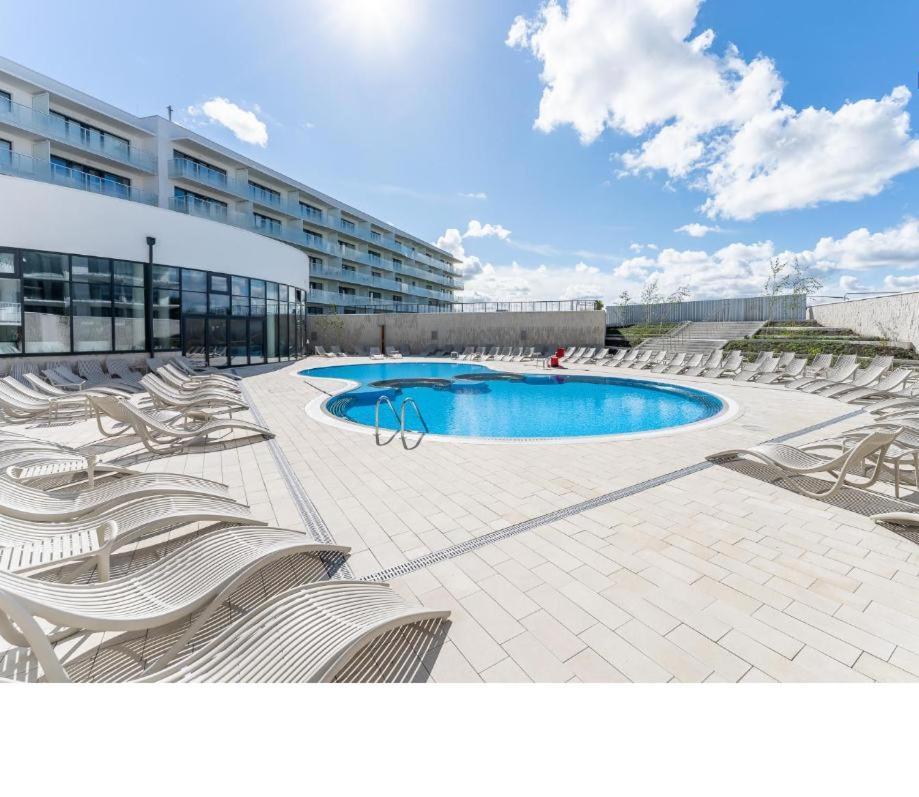 Kolobrzeg Apartamenty Polanki Aqua Z Bezplatnym Basenem, Bawialnia, Parkingiem I Fitness エクステリア 写真